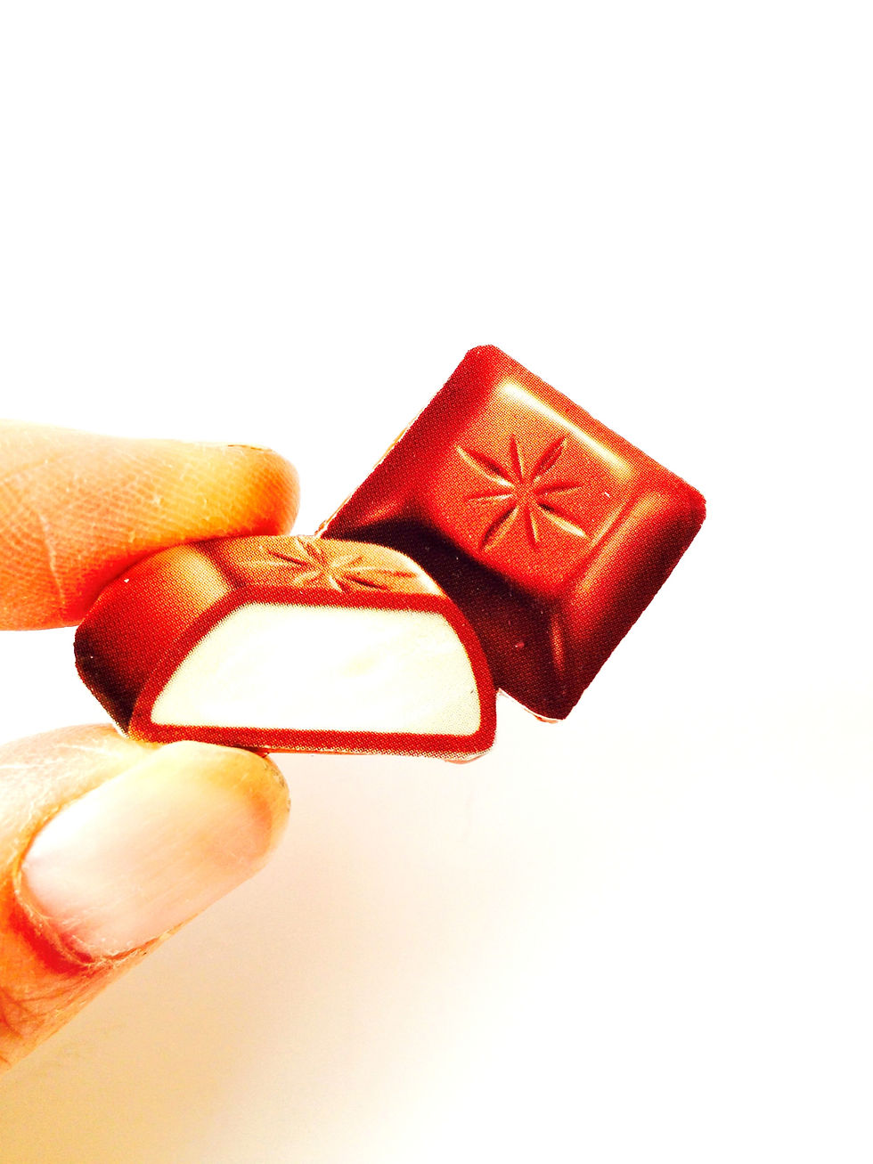 Broche COCONUT PARTY carré de chocolat coco 2D