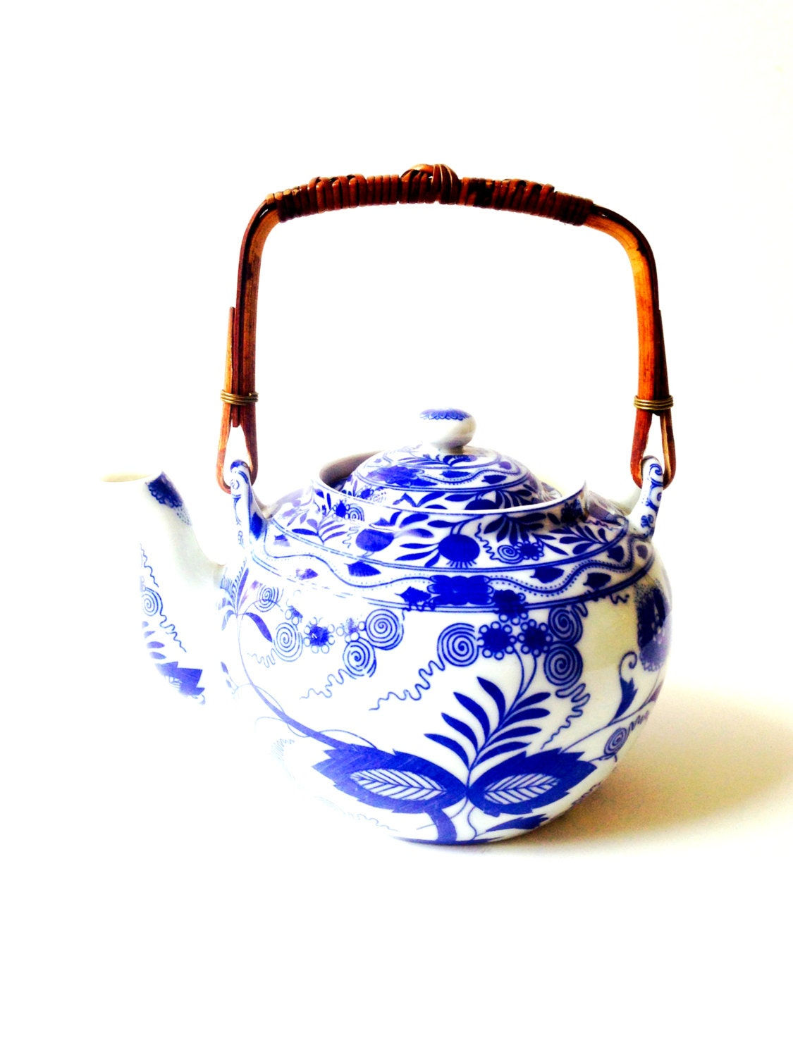 Théière en porcelaine du Japon bleue et blanche