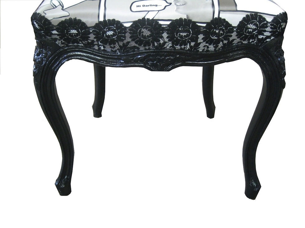 Miniature : Chaise LA BARONNE upcyclée noir et blanc en toile cirée et dentelle