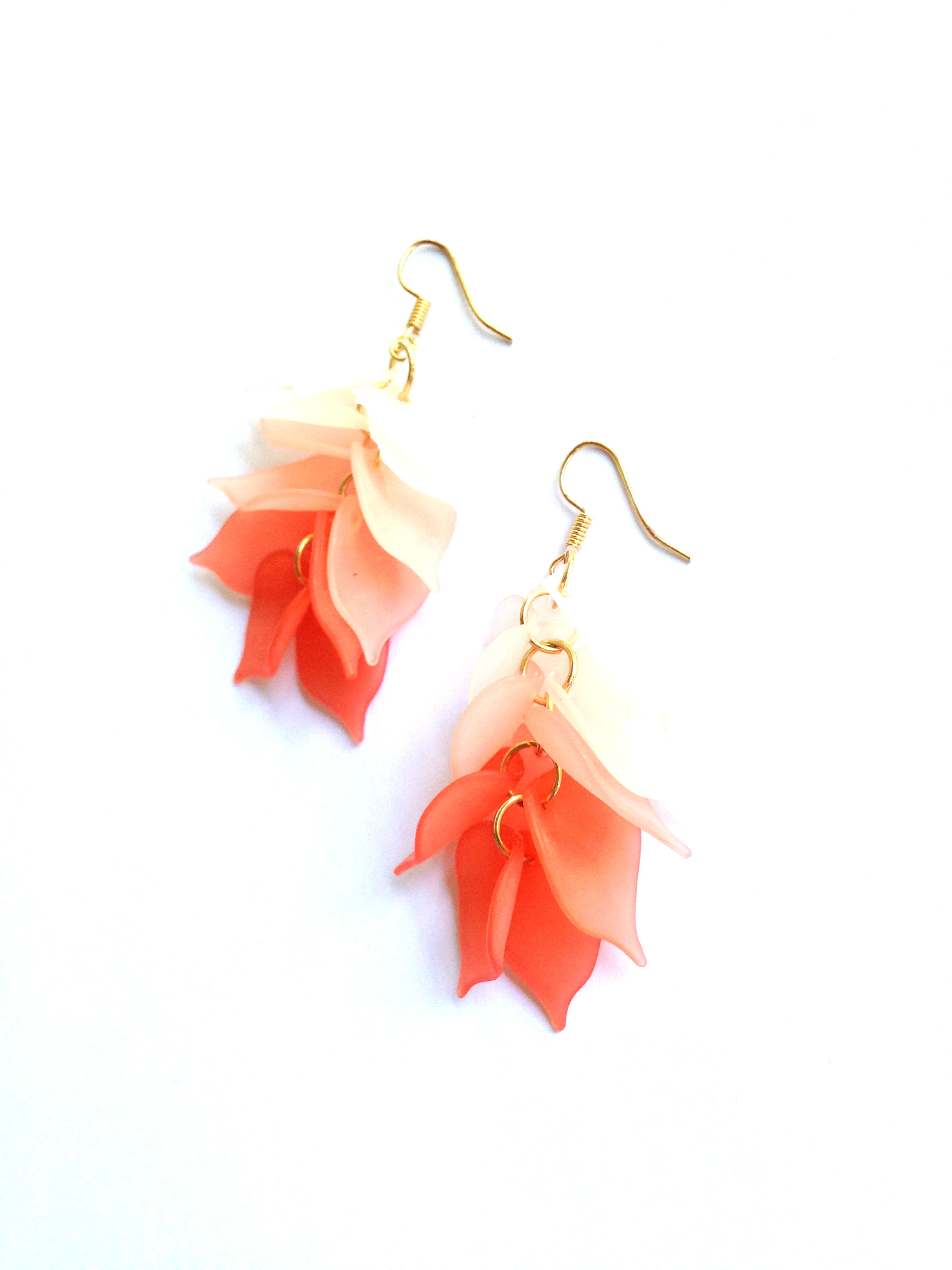 Boucles d'oreilles CASCADE CORAIL translucide