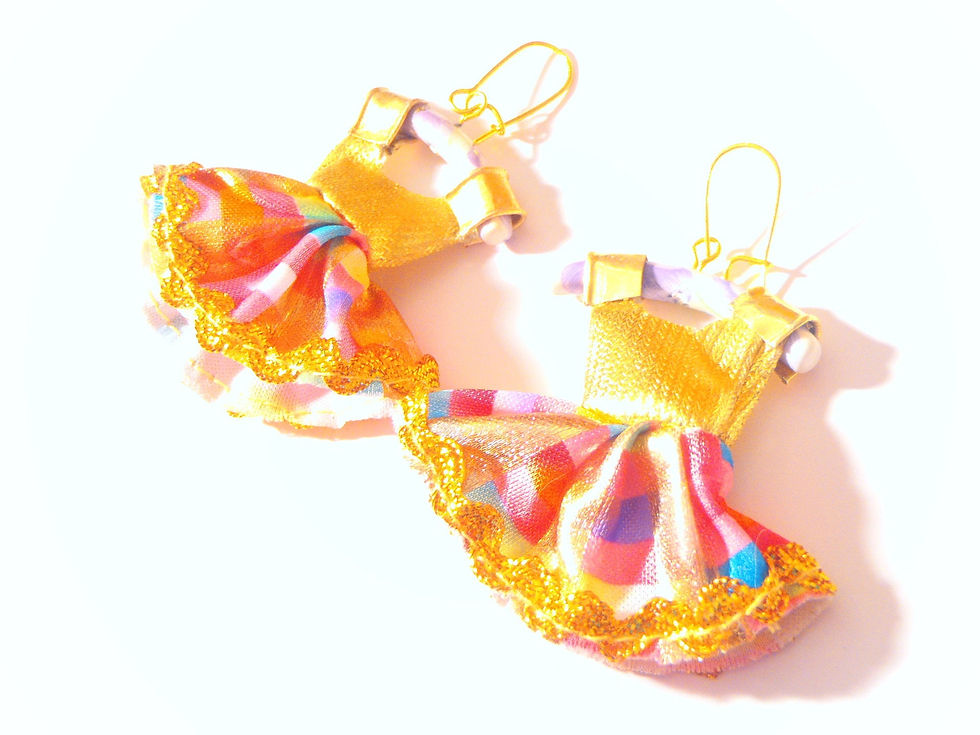 Thumbnail: Boucles d'oreilles LES ROBETTES KITSCH dorées