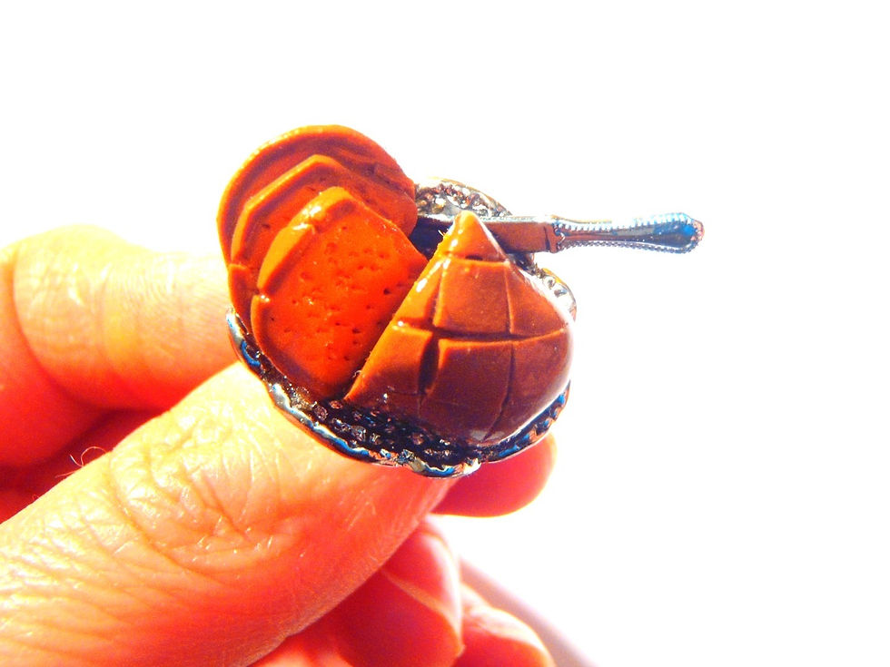 Thumbnail: Parure LE PAIN ET LES TARTINES miniatures