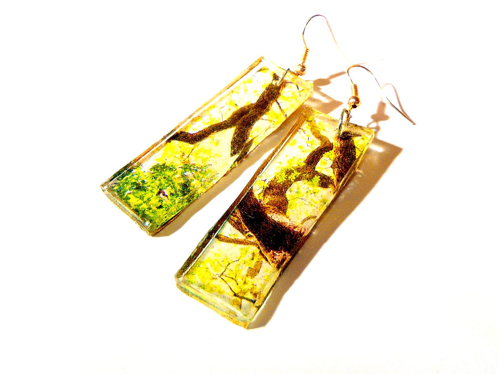 Thumbnail: Boucles d'oreilles EN FORÊT II pendentifs rectangles en résine dos peint en doré