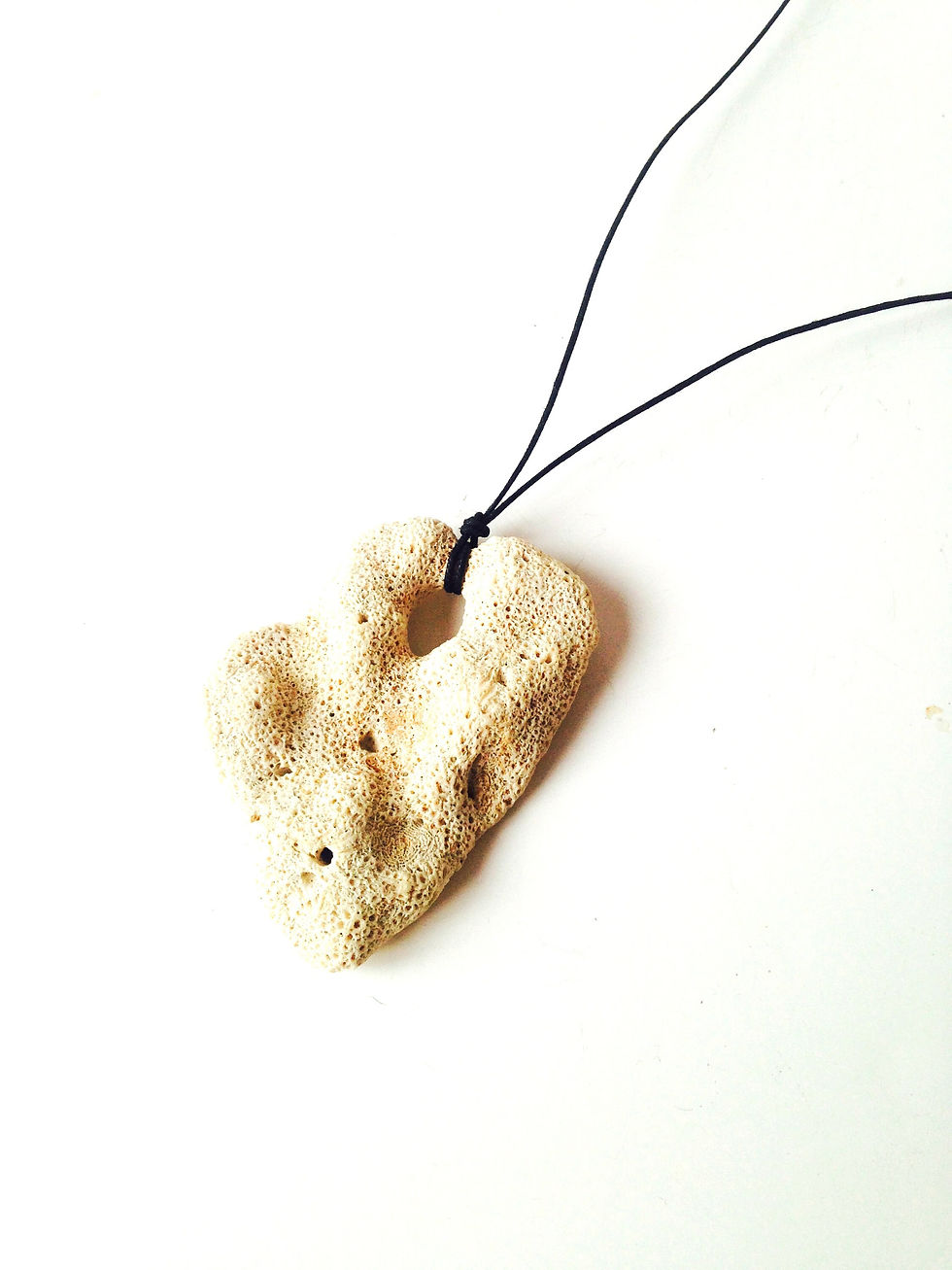 Thumbnail: Collier MORNING SURF pour homme, grand pendentif poli par la mer
