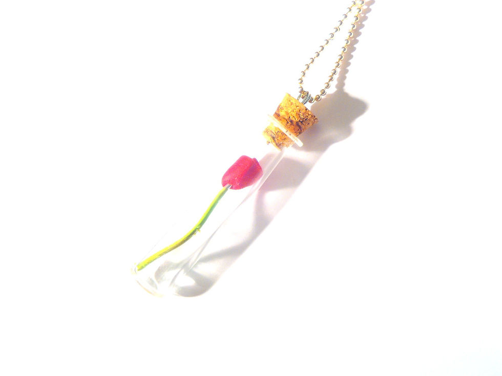 Thumbnail: Sautoir LA TULIPE rouge miniature petite fiole en verre