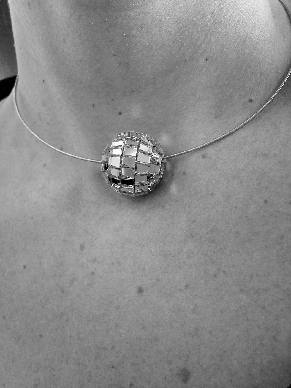 Thumbnail: Collier ras du cou STROBOSCOPE boule à facette