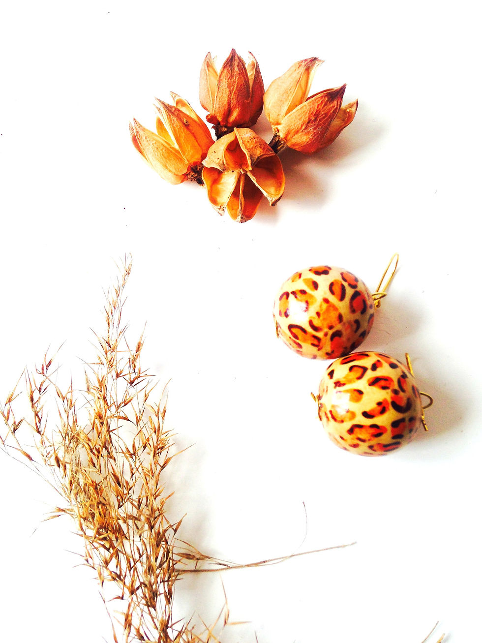 Thumbnail: Boucles d'oreilles TIGRE TAN bois imprimé léopard