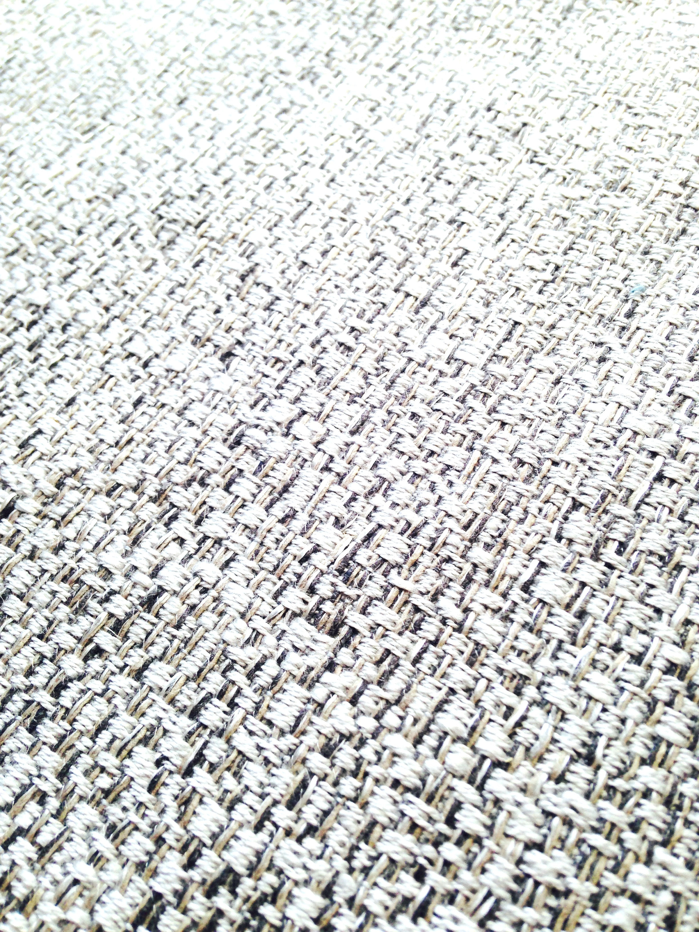 Tissu Morceau de toile grise et argentée 35 x 45 cm