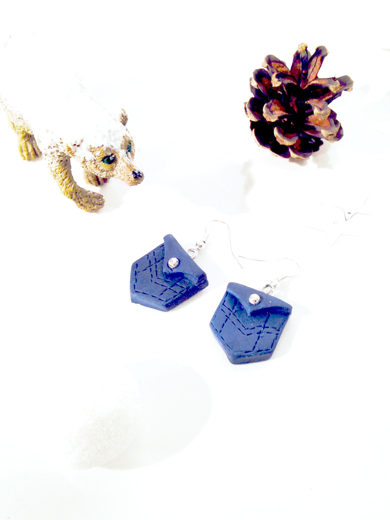 Boucles d'oreilles Les p'tites POCHES de JEAN miniatures par The Sausage