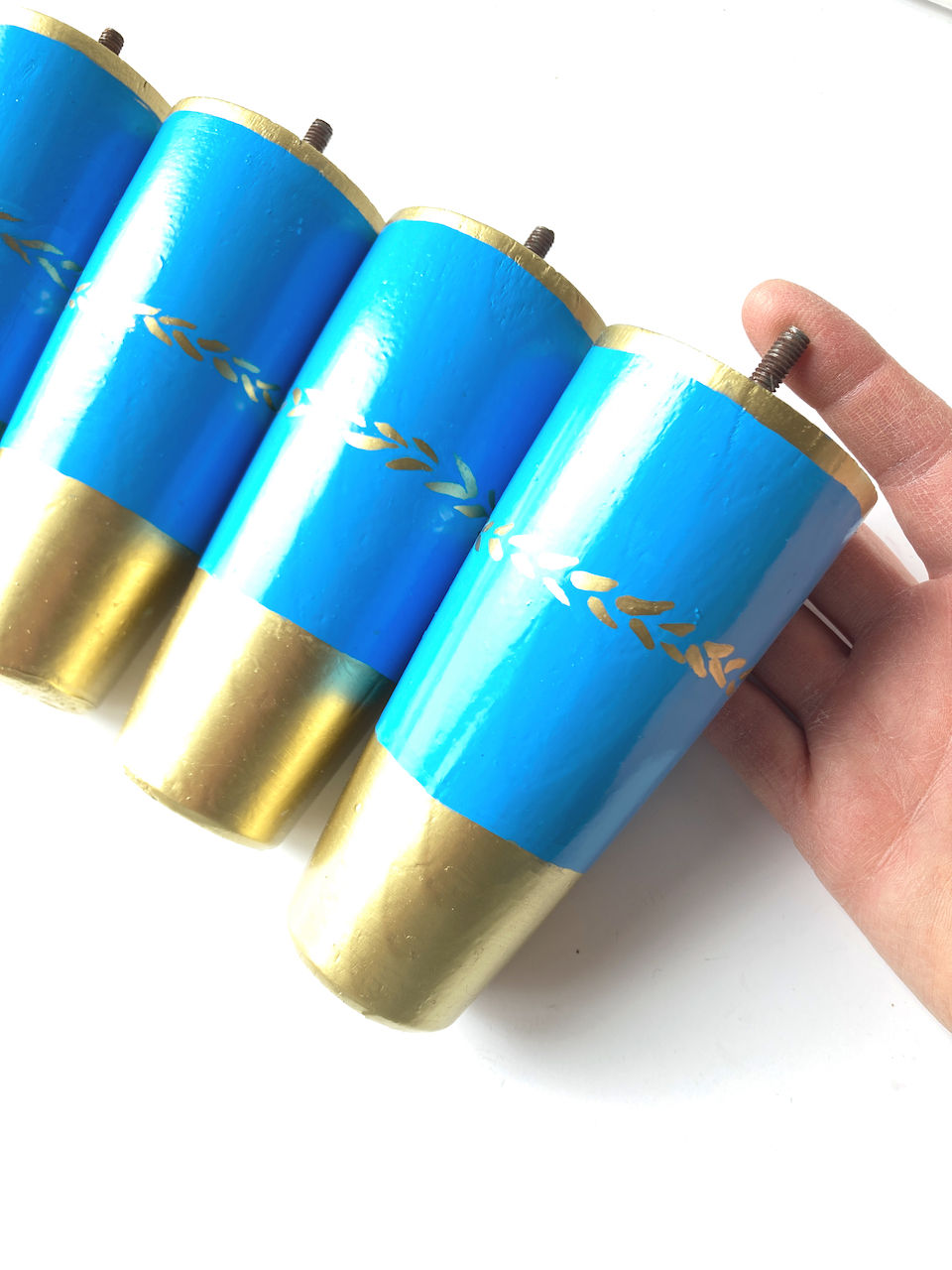 Pieds de meuble canapé pieds de lit en bois peint à la main recyclage bleu doré