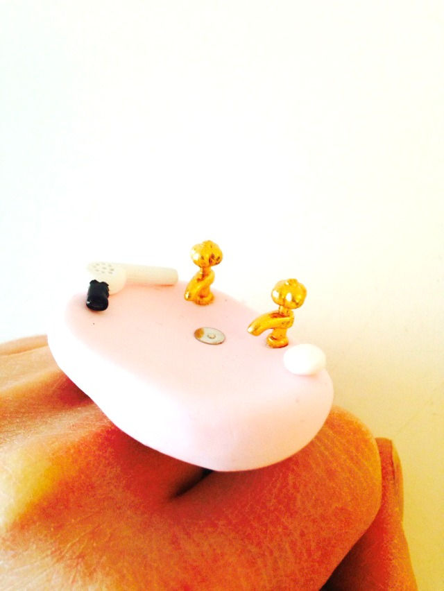Thumbnail: Bague LE LAVABO miniature rose pâle ajustable par The Sausage