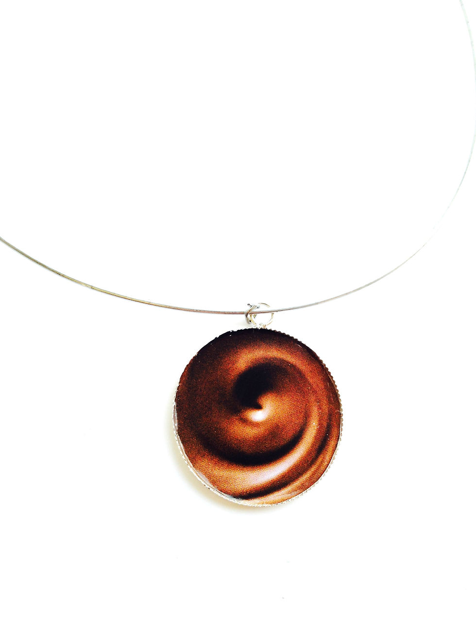 Thumbnail: Collier Le TOURBILLON CHOCOLAT au lait ras du cou