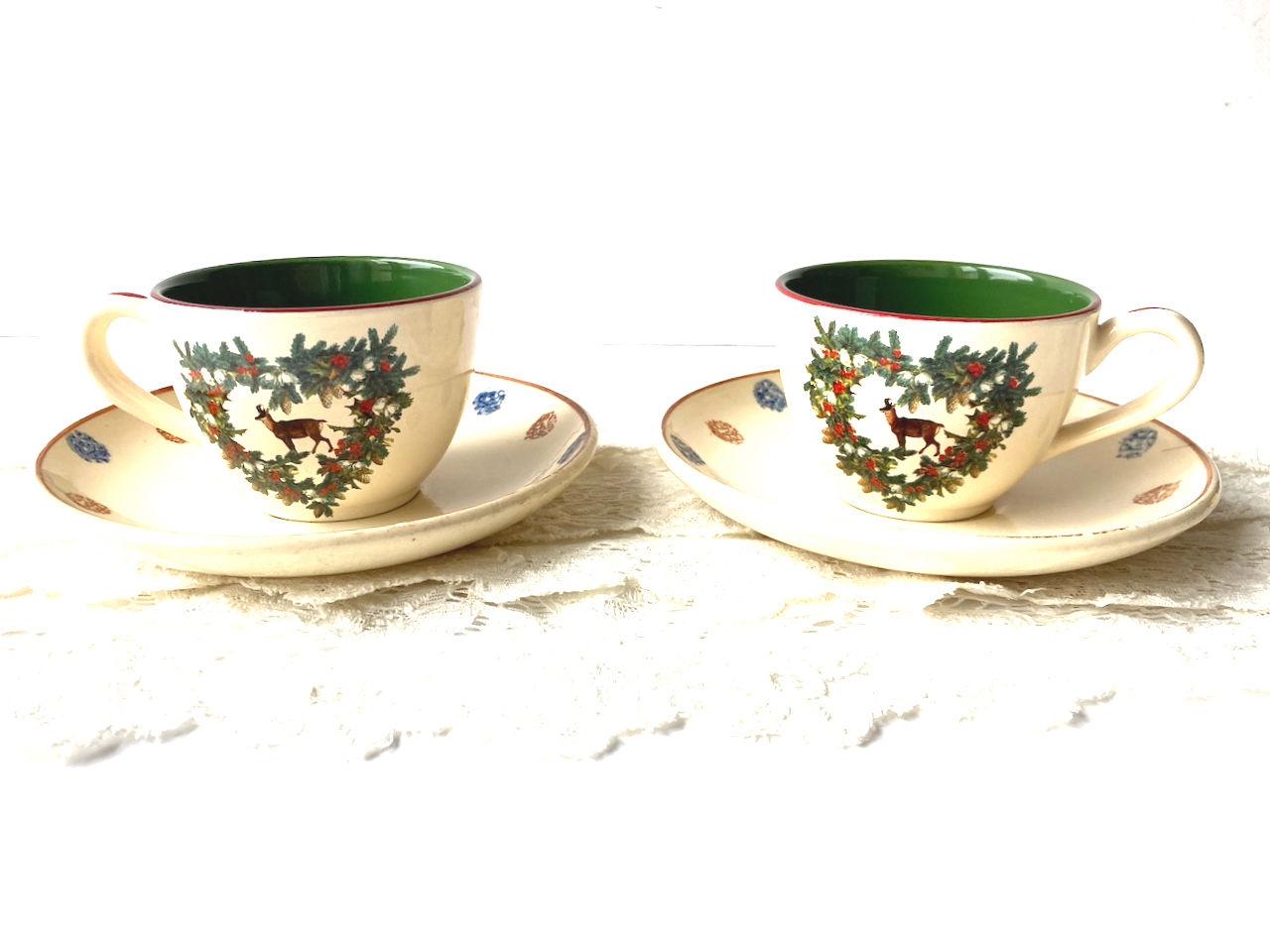 Tasses Niderviller et soucoupes Sarreguemines Motif forestier Chamois Montagne