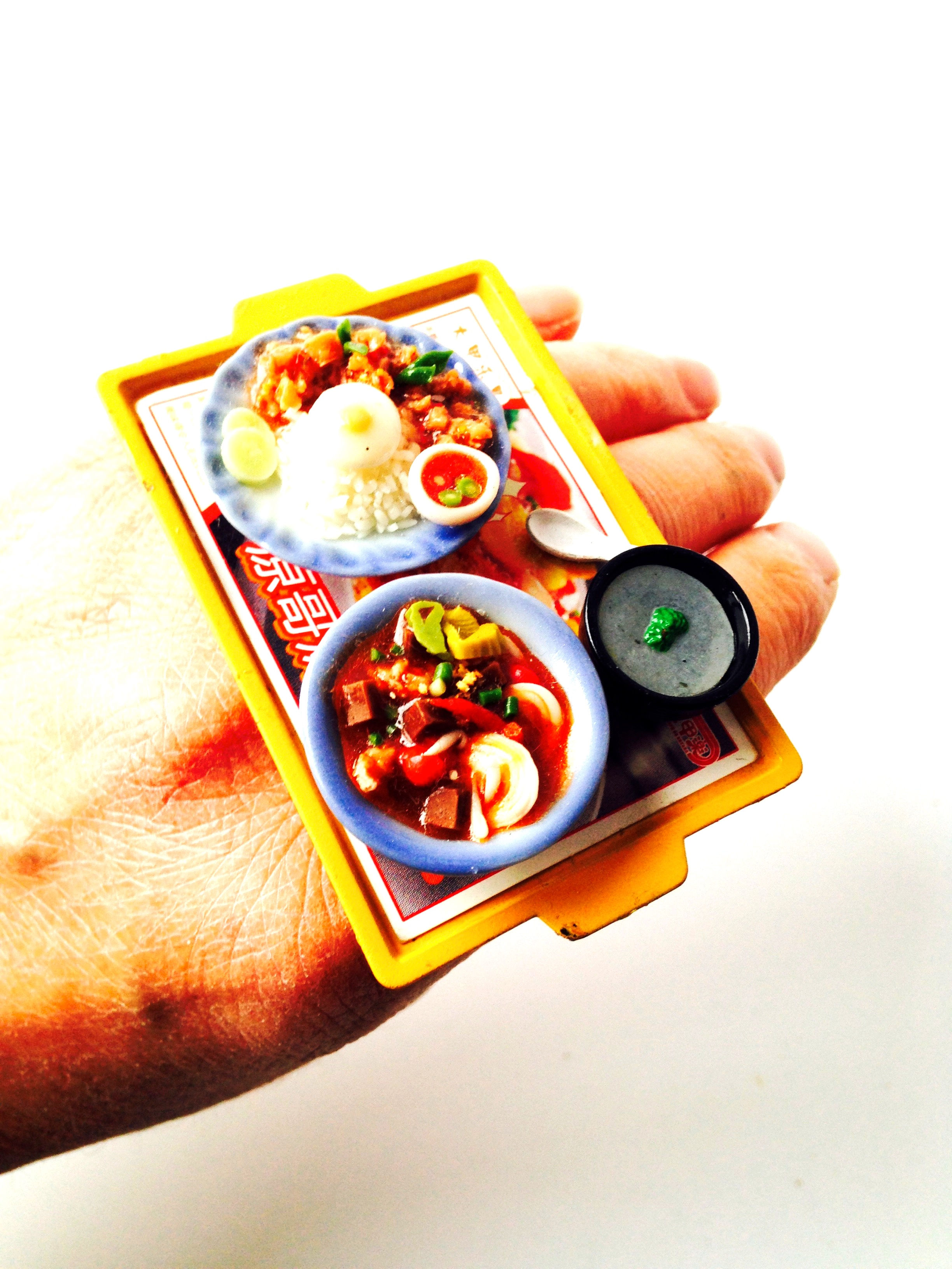 Bague J'AI TRÈS TRÈS FAIM ou le p'tit self asiatique nourriture miniature