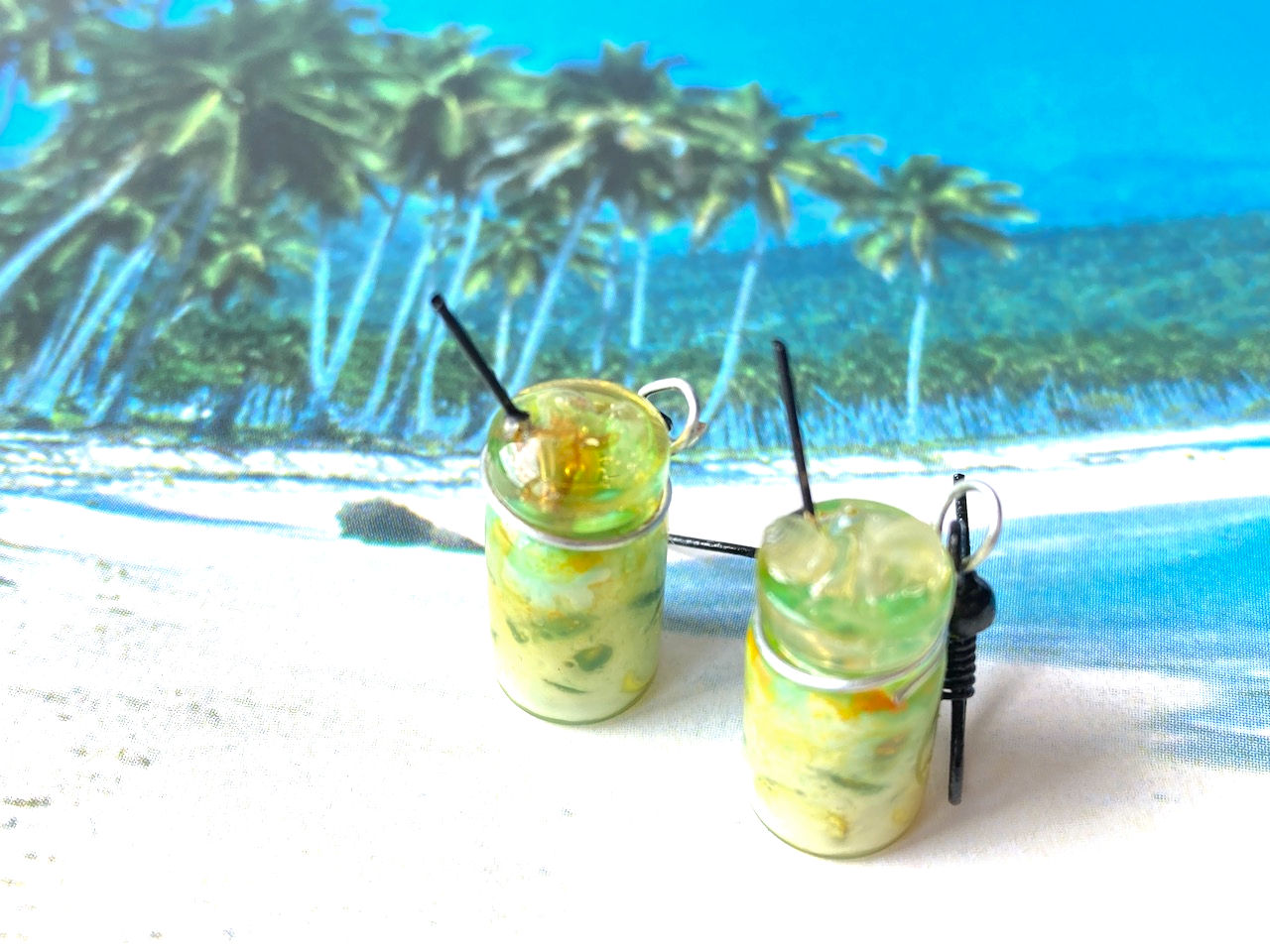 Boucles d'oreilles MATCHA BUBBLE TEA petites boissons miniatures
