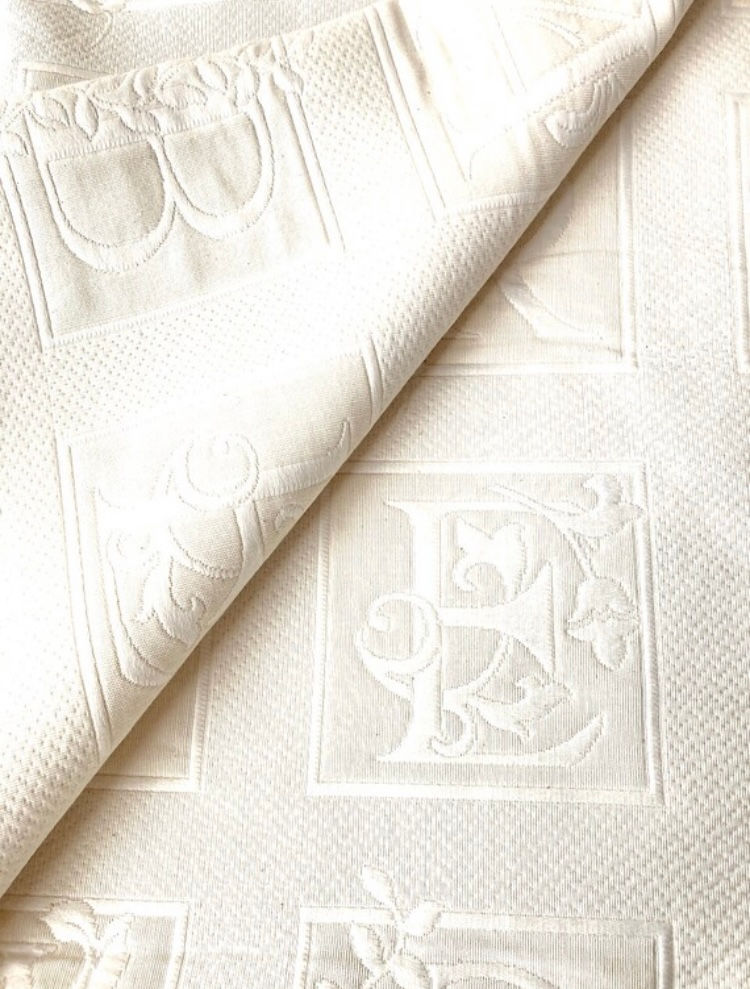 Toile blanche brodée lettres tissu de luxe d'ameublement belle étoffe tapissière