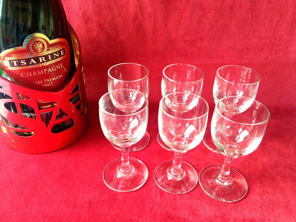 Miniature : 6 verres à liqueur anciens verres a pied 