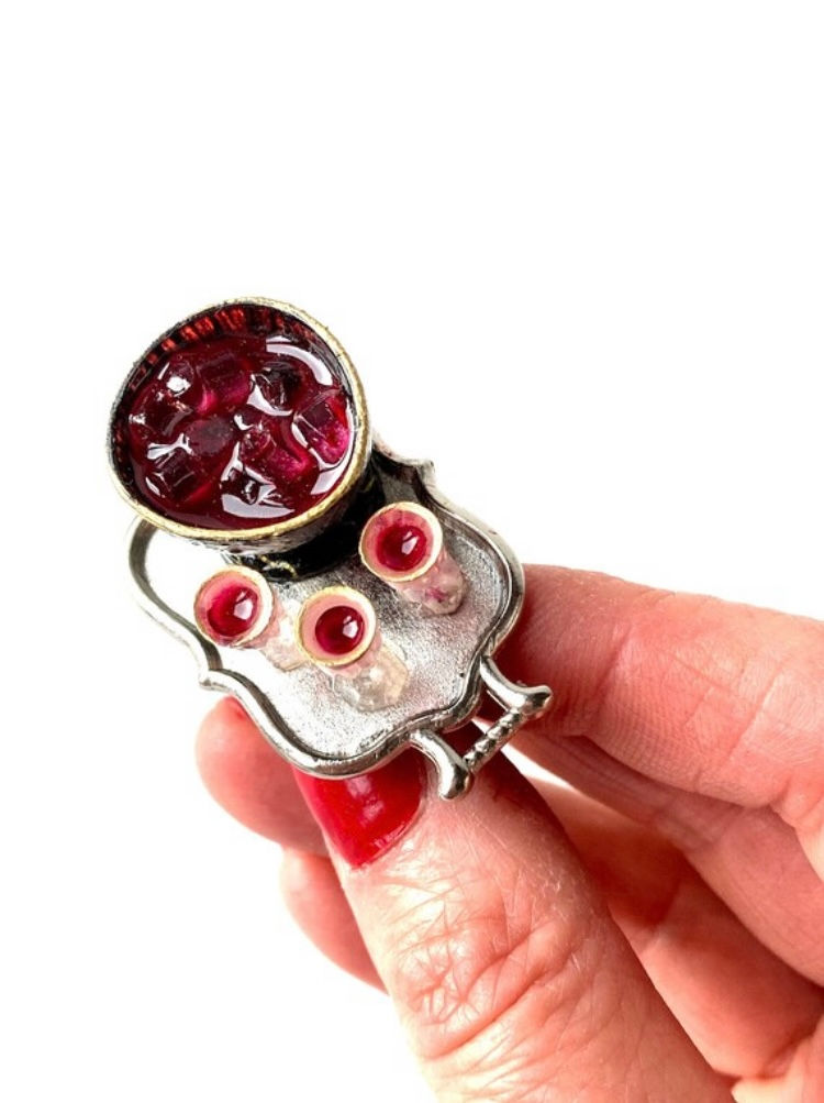 Thumbnail: Bague DÉGUSTATION de VIN GLACÉ au château de Chambord scène miniature coupes 