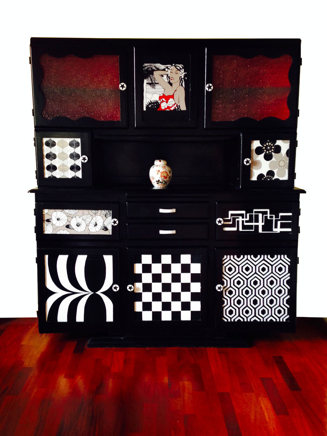 Buffet Mado relooké TAHITI noir et blanc peint à la main