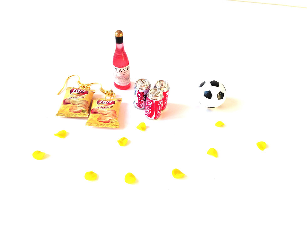Thumbnail: Boucles d'oreilles LES CHIPS miniatures, jaunes