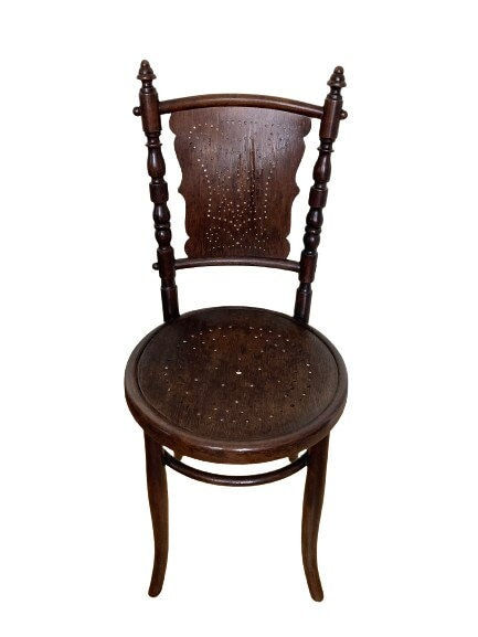 Miniature : Chaise Fischel rare pré-1900 assise perforée en étoile, dossier perforé