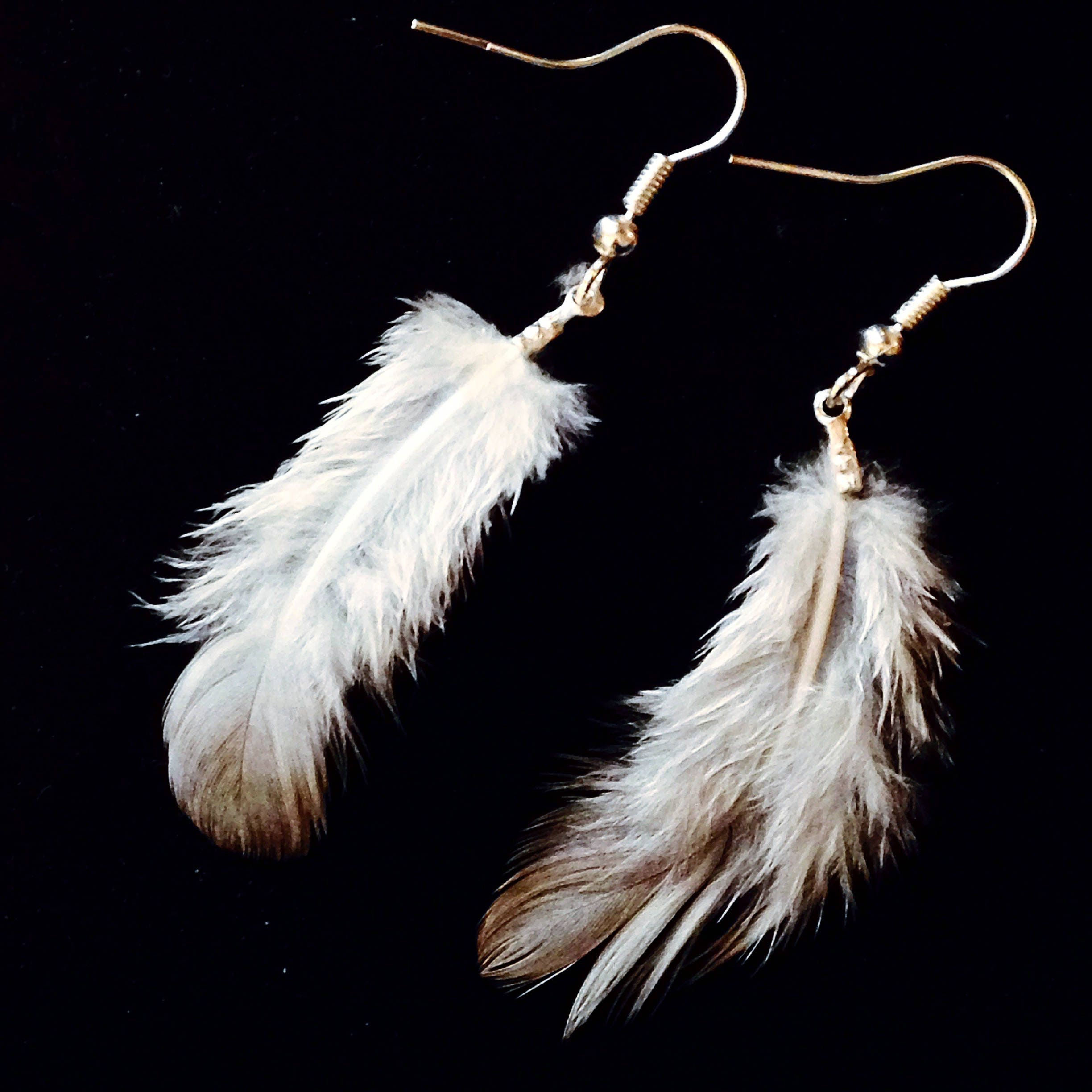 Boucles d'oreilles LES ASCENDANCES plumes duveteuses blanches naturelles
