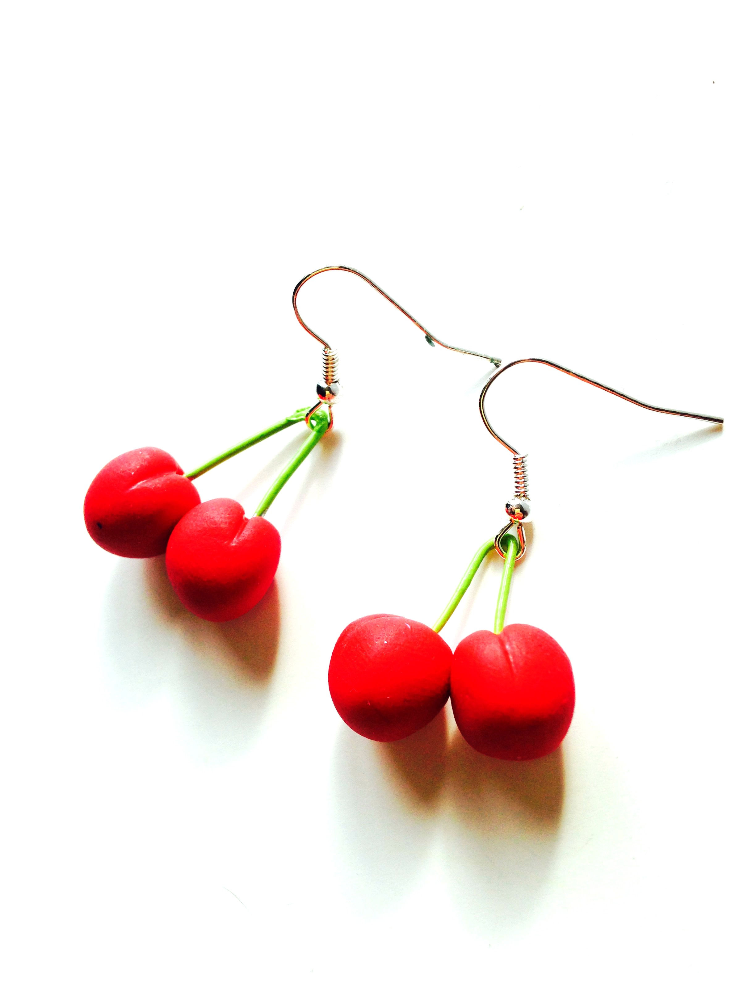 Boucles d'oreilles LES CERISETTES miniatures polymères