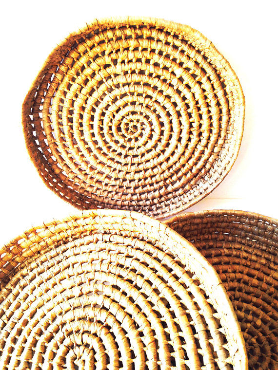 Miniature : Panière en rotin plate grande taille artisanat Afrique du Nord