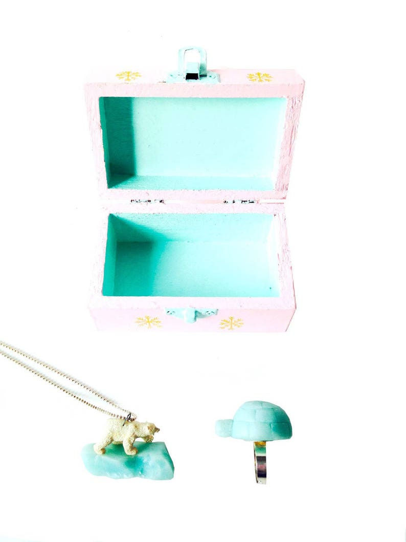 Thumbnail: COFFRET POLAIRE petite boîte à bijoux + 2 bijoux polaires