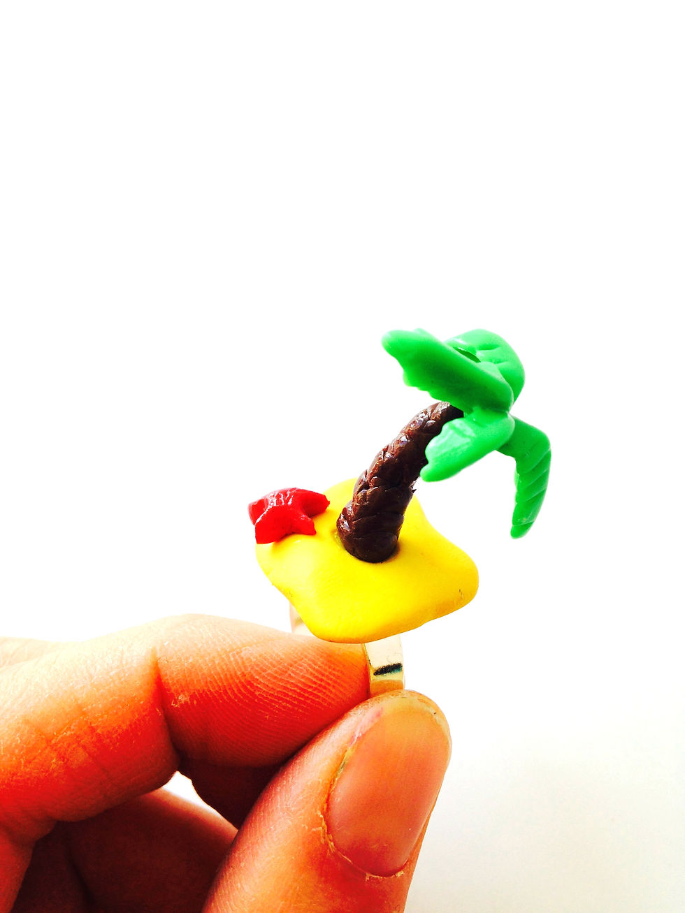 Thumbnail: Bague L'ÎLE DÉSERTE miniature avec palmier etoile de mer
