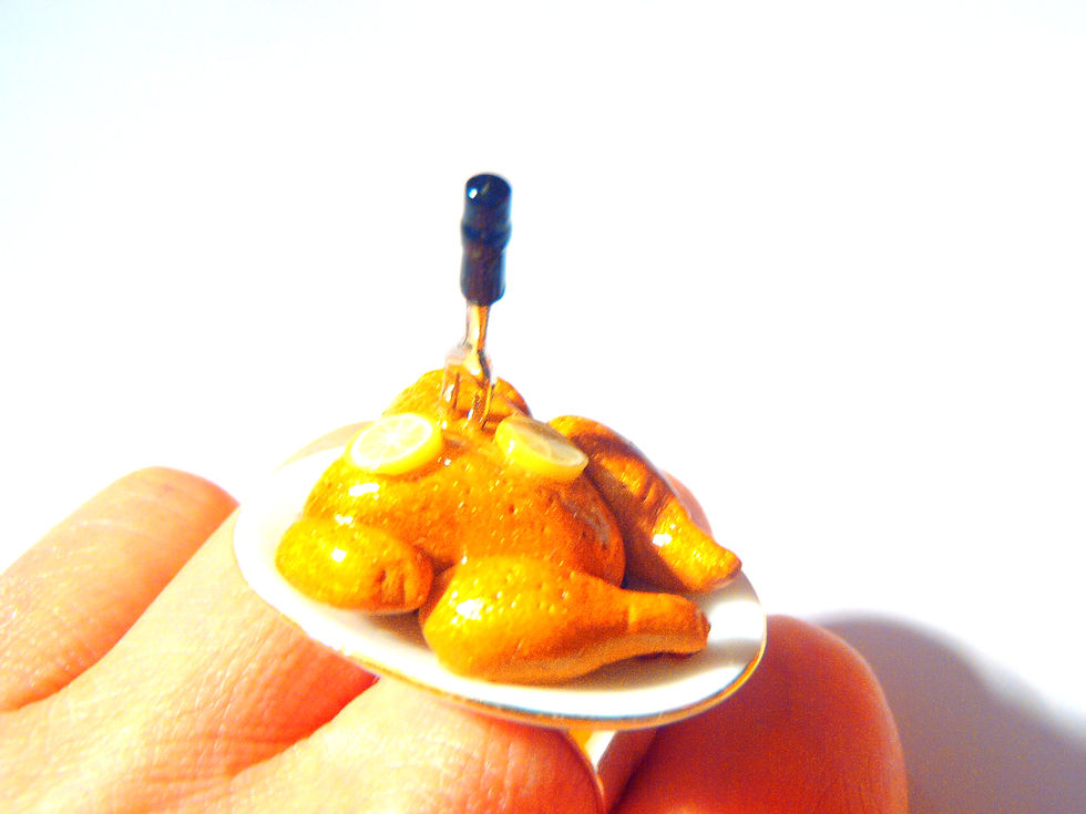 Thumbnail: Bague LA DINDE DE NOËL plat de nourriture miniature