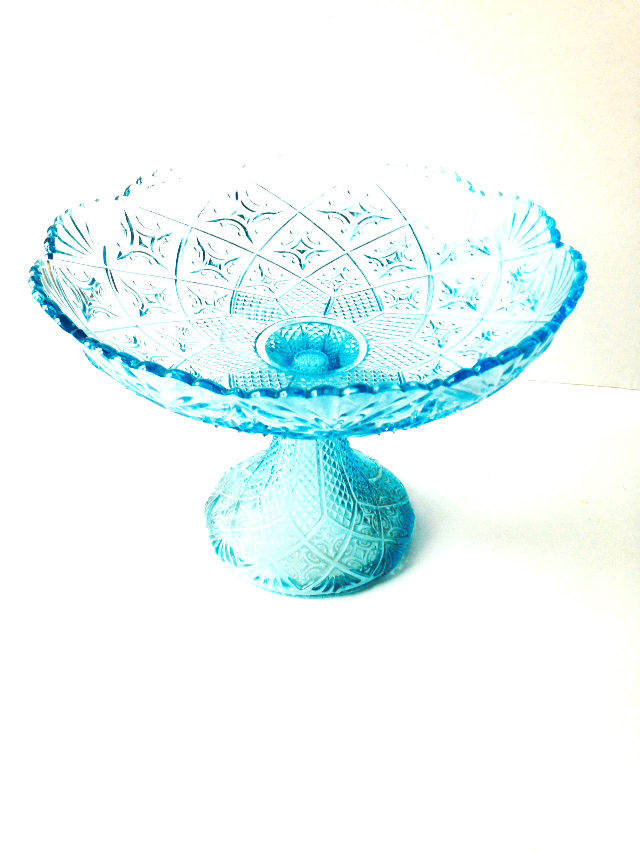 Miniature : Coupe à fruits ancienne en cristal bleu, motifs complexes, vintage