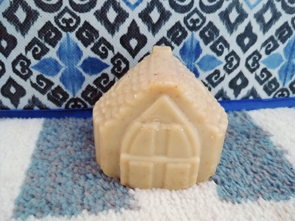 Thumbnail: Little Cottage with Cinnamon and Harvest Spice Essential Oils