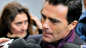 Sandro Gozi, Lo Spacciatore del Nulla.