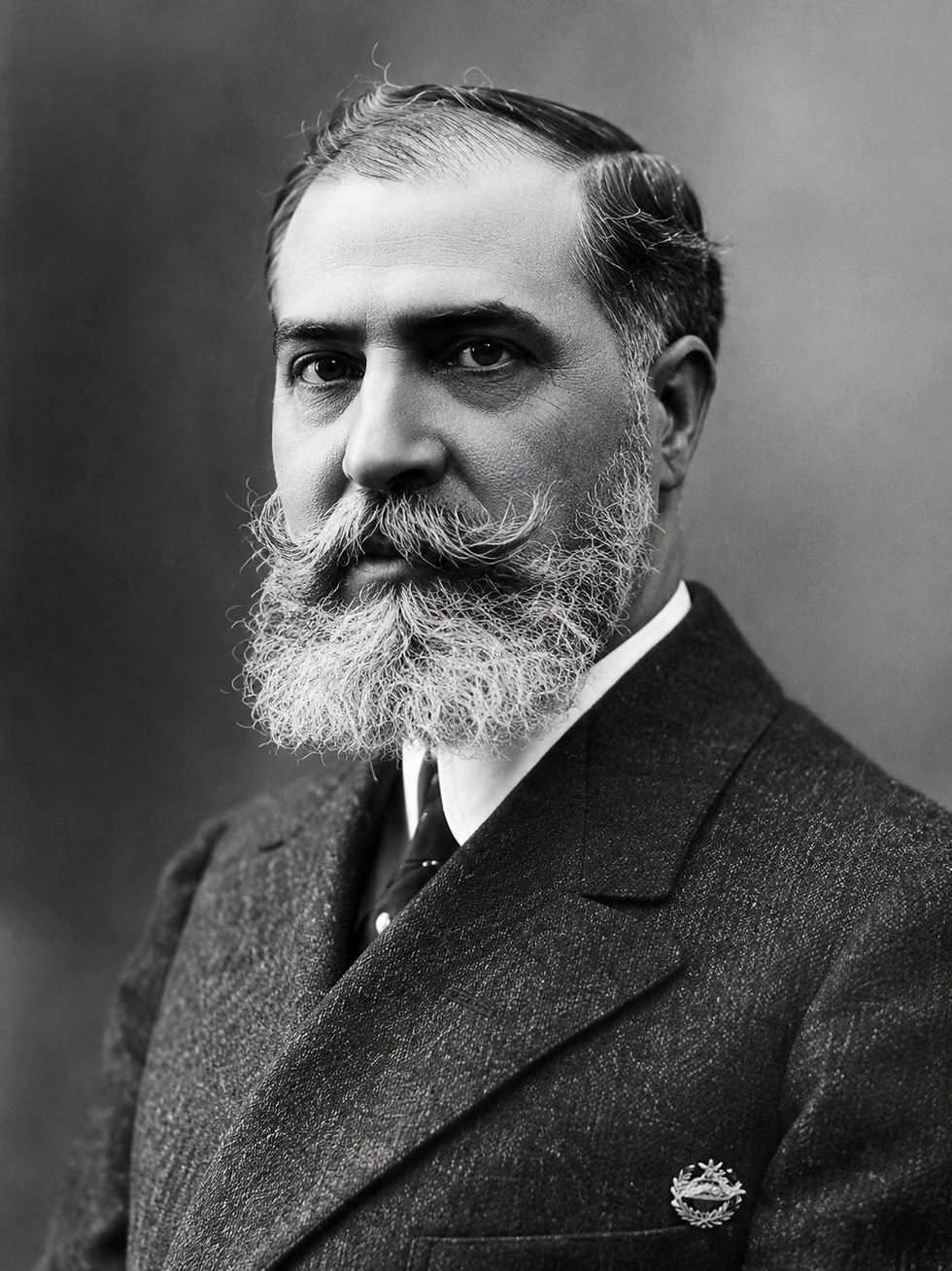 JOSÉ LÁZARO GALDIANO