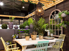 HOUSE AND GARDEN SHOW