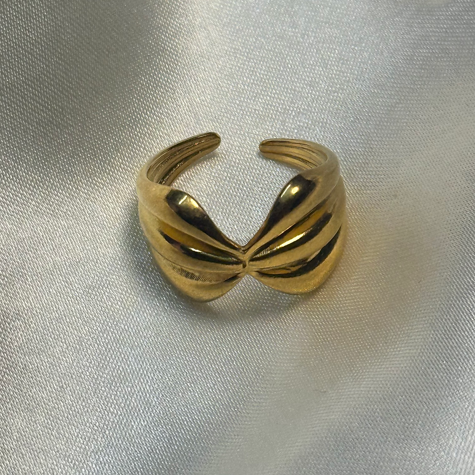 Thumbnail: Bold Bow Ring - Anti Tarnish - Adjustable