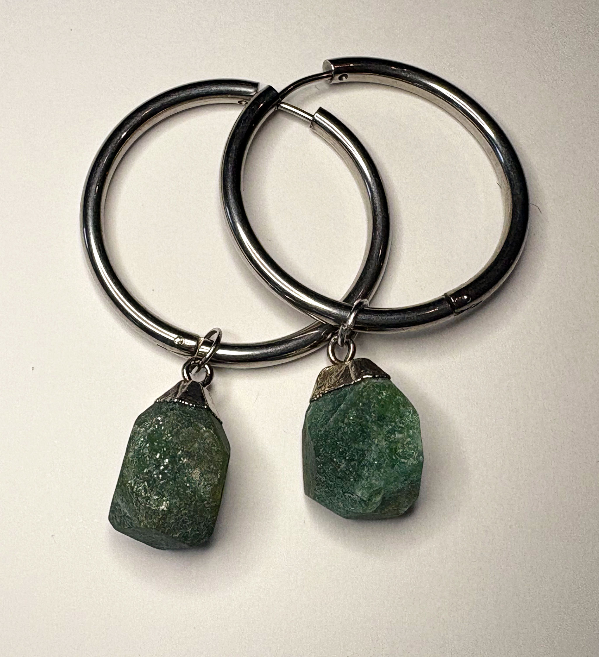 Boucles d'oreilles avec pierres brutes "stone" aventurine verte
