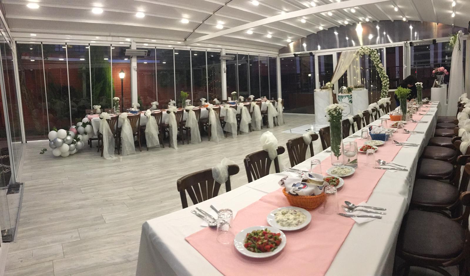 Nişan yemeğinden