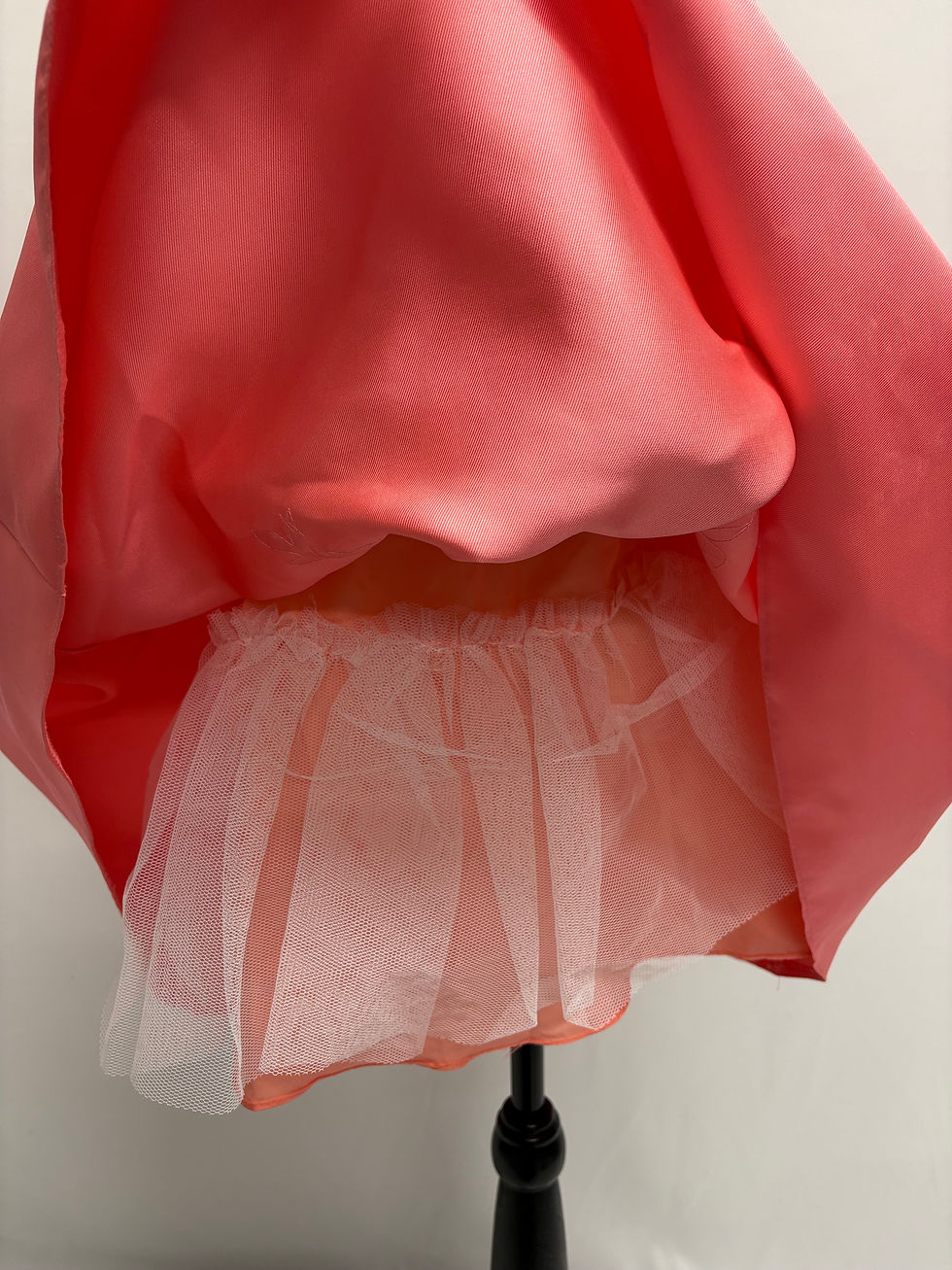 Miniaturbild: MERY`S besticktes Coktailkleid Gr. 34