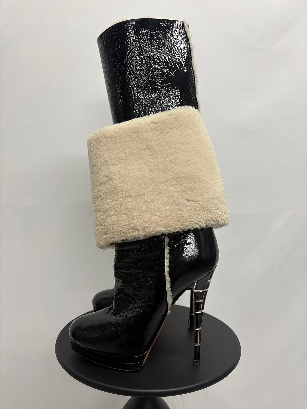 CASADEI Lackleder Stiefel mit Teddyfell Futter Gr. 39 (NP 1000.-)