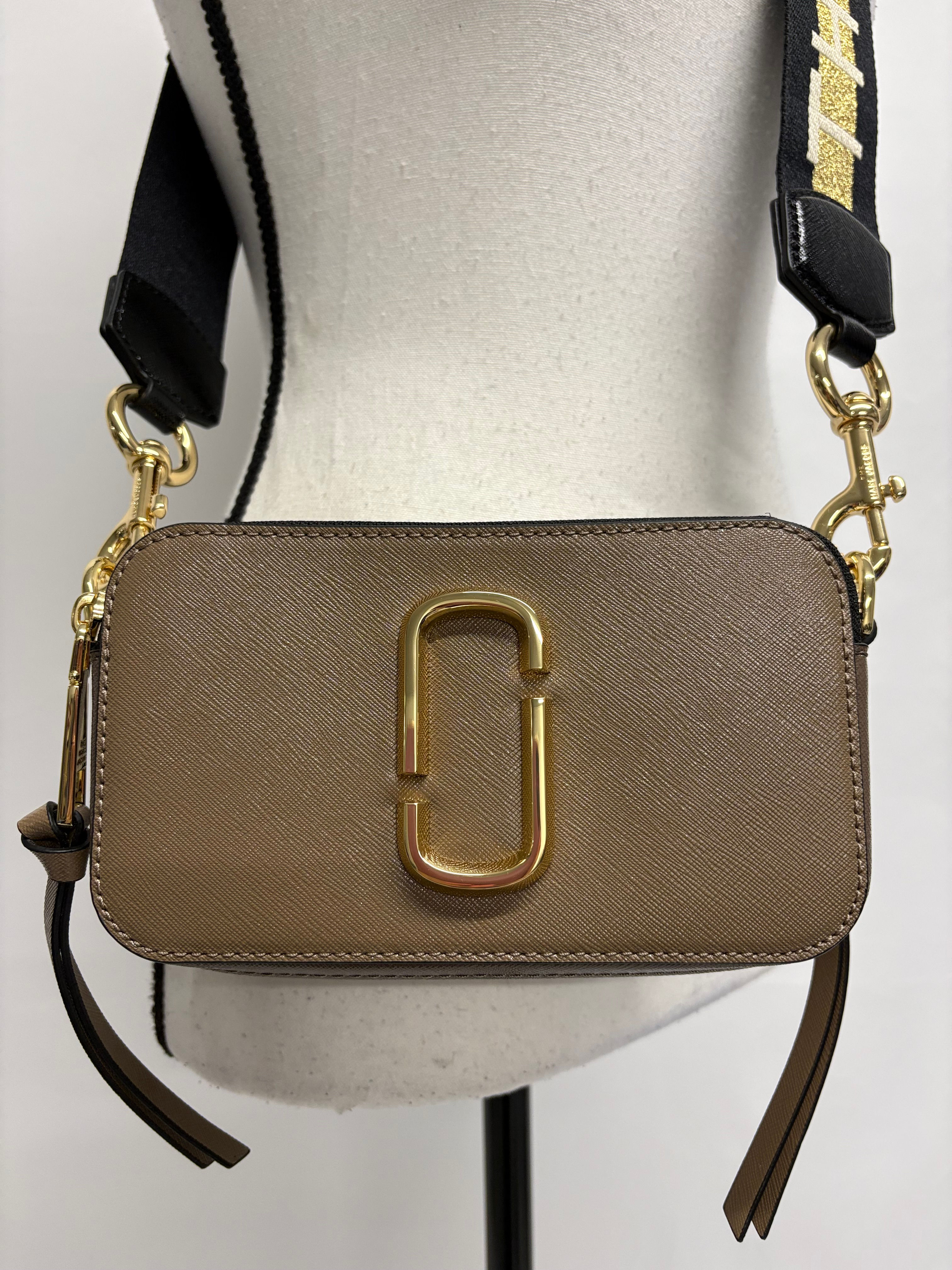 MARC JACOBS Umhängetasche "Snapshot" (NP 385.-)