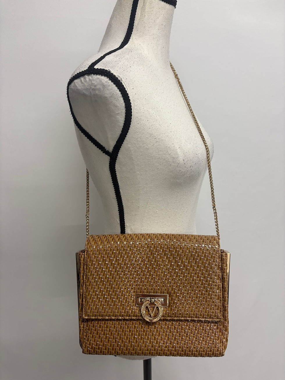 Miniaturbild: VALENTINO Tasche in Flechtoptik