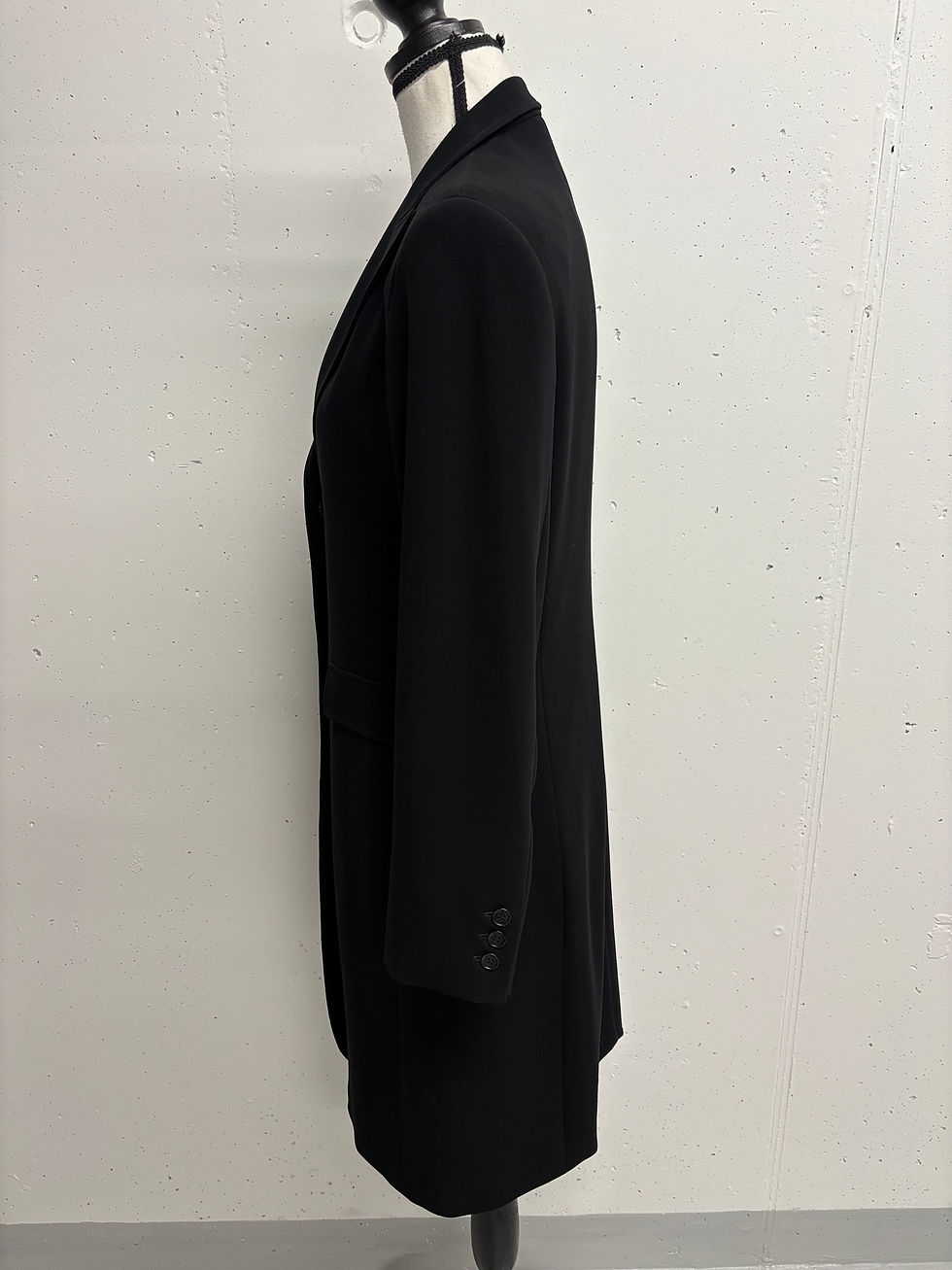 Miniaturbild: Max Mara Wintermantel schwarz Gr. XS gerade geschnitten