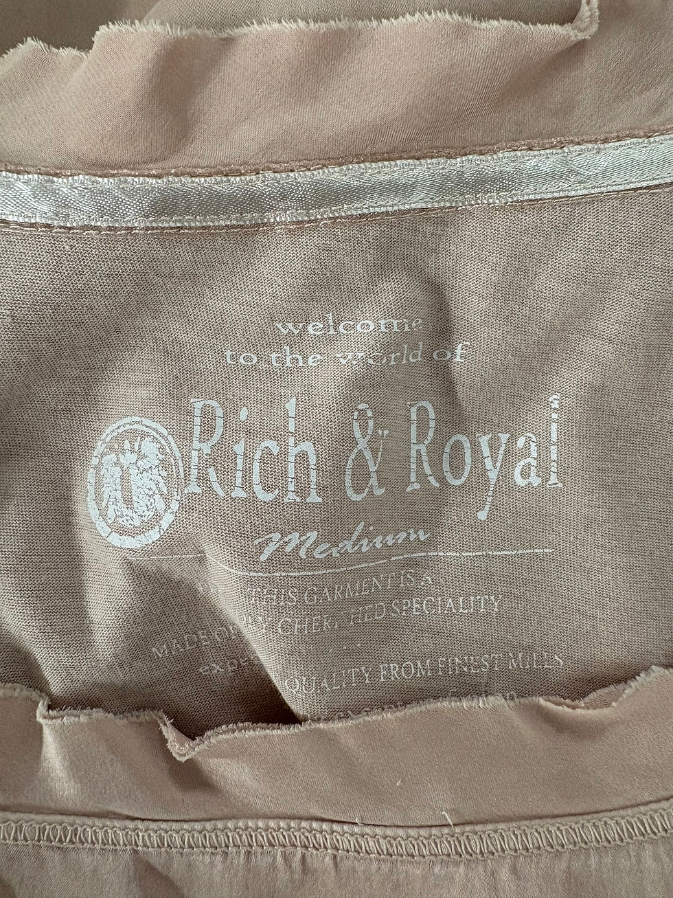Miniaturbild: Beiges Rich & Royal shirt with text: Welcome Medium, speciality from finest mills.