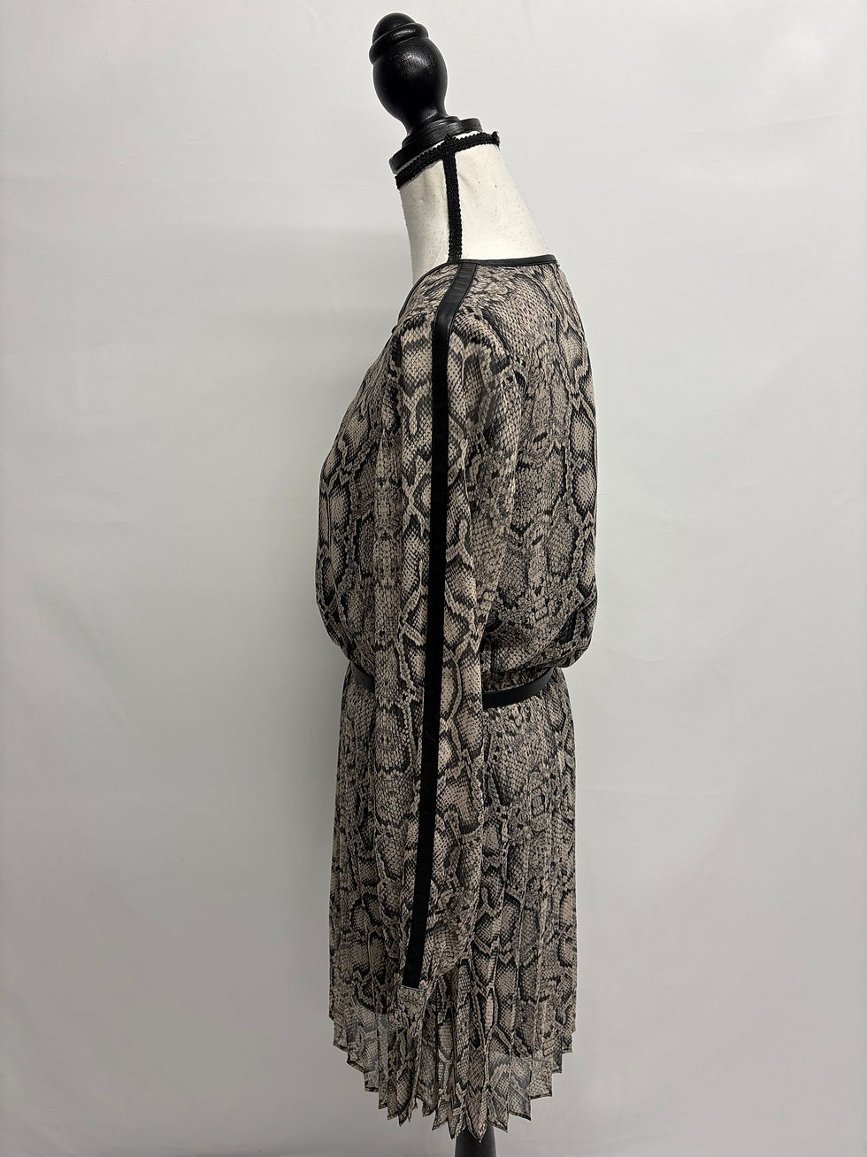 Miniaturbild: LIU JO Kleid mit Glitzerfaden Gr. 36