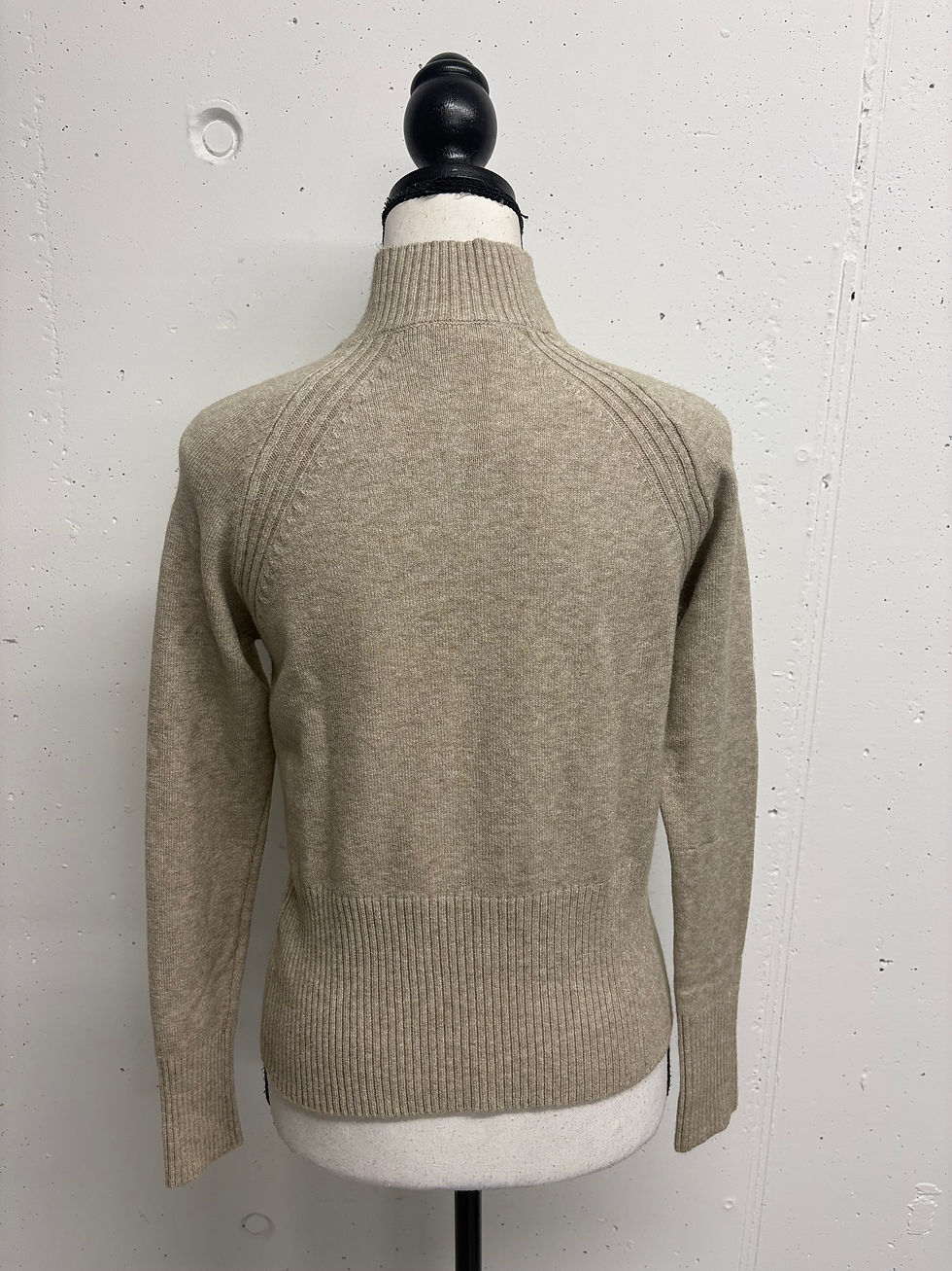Miniaturbild: TWINSET Pullover mit Knöpfen Gr. S