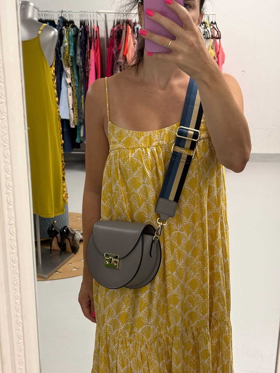 Miniaturbild: SEIDENFELT Crossbody Tasche aus veganem Leder