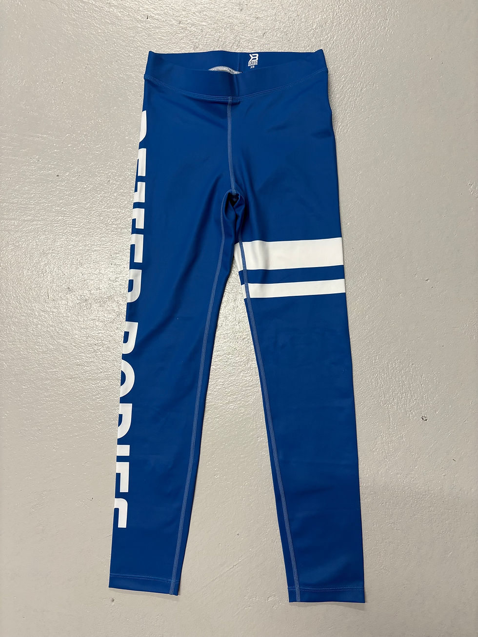 Miniaturbild: Blau BETTER BODIES Leggings mit weißen Streifen, sportlicher Look, Fitness Bekleidung.