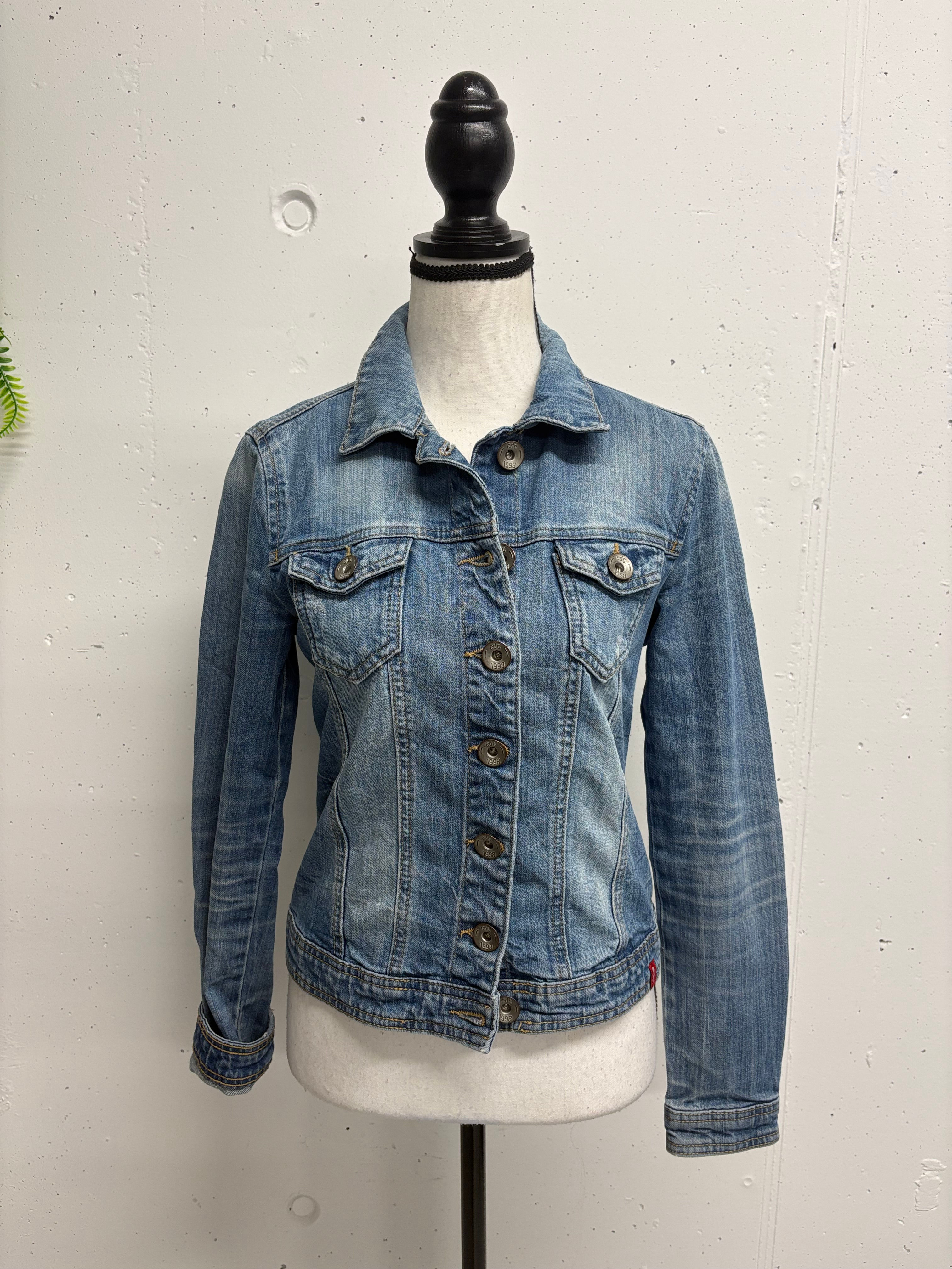 ESPRIT Jeansjacke Gr. S
